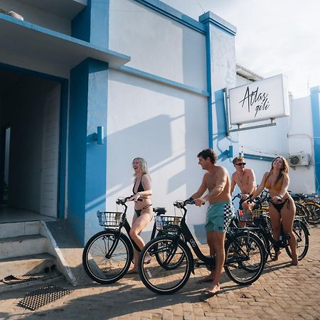 Atlas Gili Party Hostel Τζίλι Τραγουανγκάν Εξωτερικό φωτογραφία