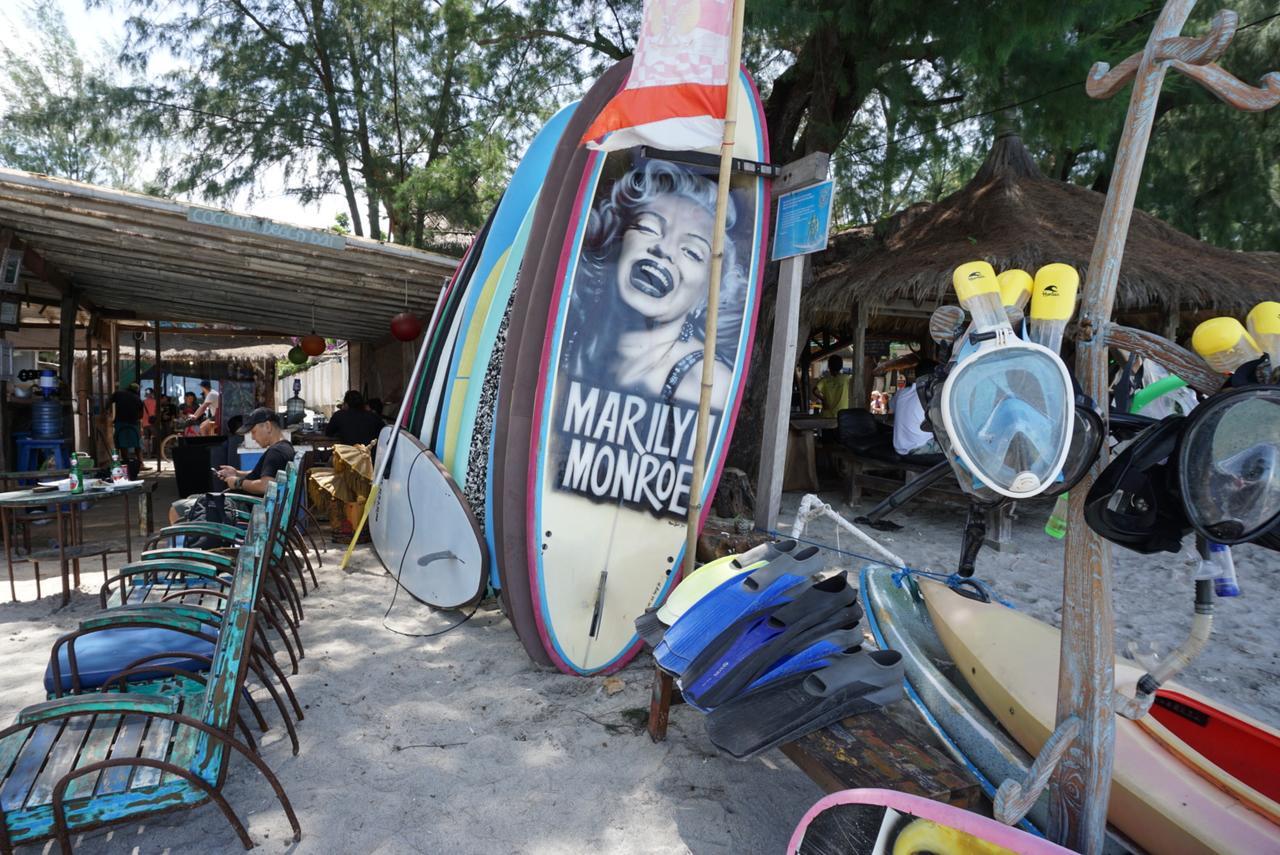 Atlas Gili Party Hostel Τζίλι Τραγουανγκάν Εξωτερικό φωτογραφία