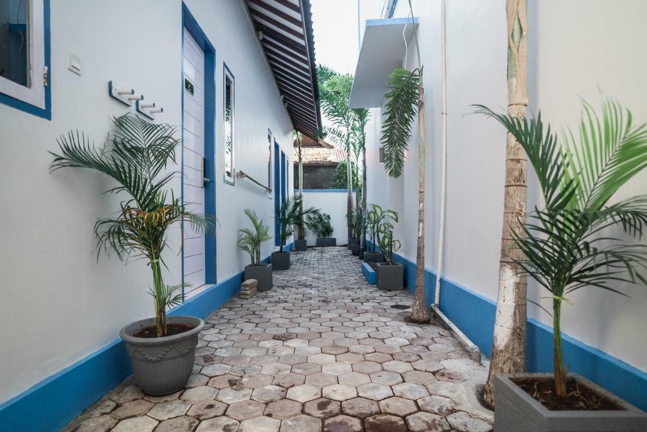 Atlas Gili Party Hostel Τζίλι Τραγουανγκάν Εξωτερικό φωτογραφία