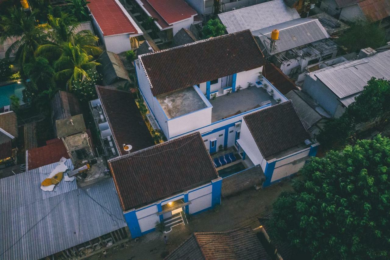 Atlas Gili Party Hostel Τζίλι Τραγουανγκάν Εξωτερικό φωτογραφία